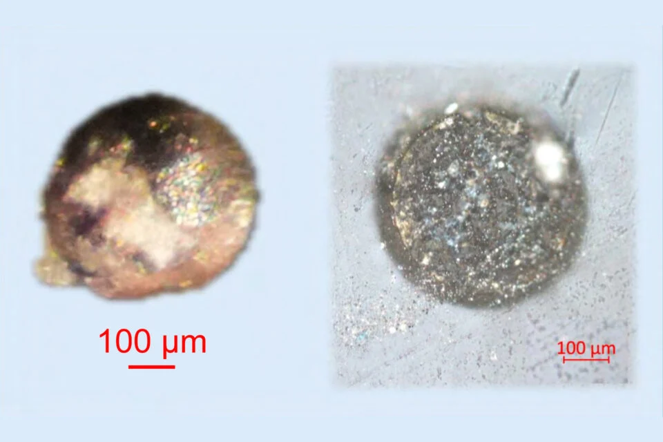 Imagen microscópica de una muestra de hiroshimaita bajo luz reflejada
