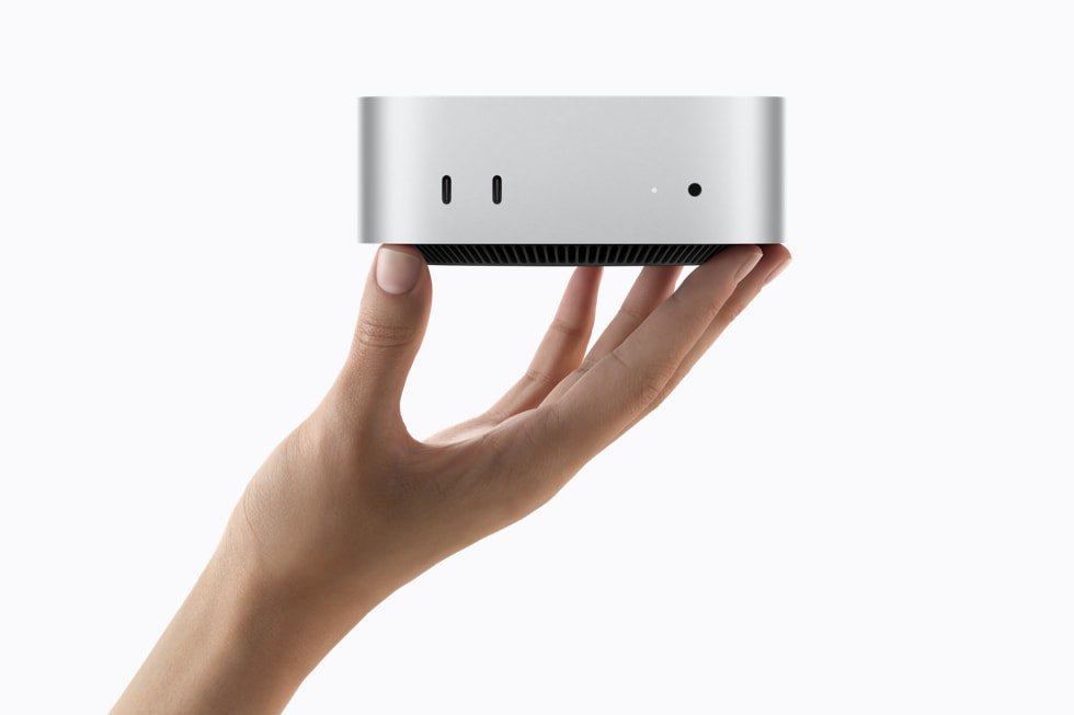 Nueva Mac mini de Apple con los chips M6 y M5 Pro sobre un escritorio