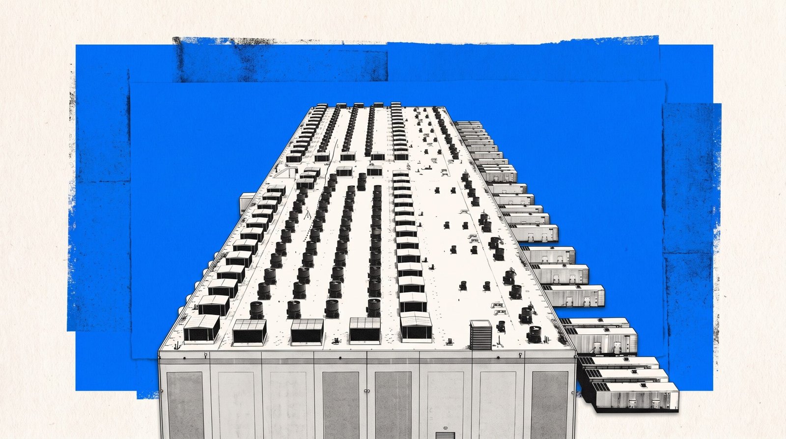 Centro de datos con torres de enfriamiento liberando vapor bajo un cielo nublado